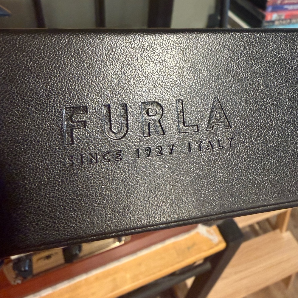 Furla Magnetic Eye Glass Case